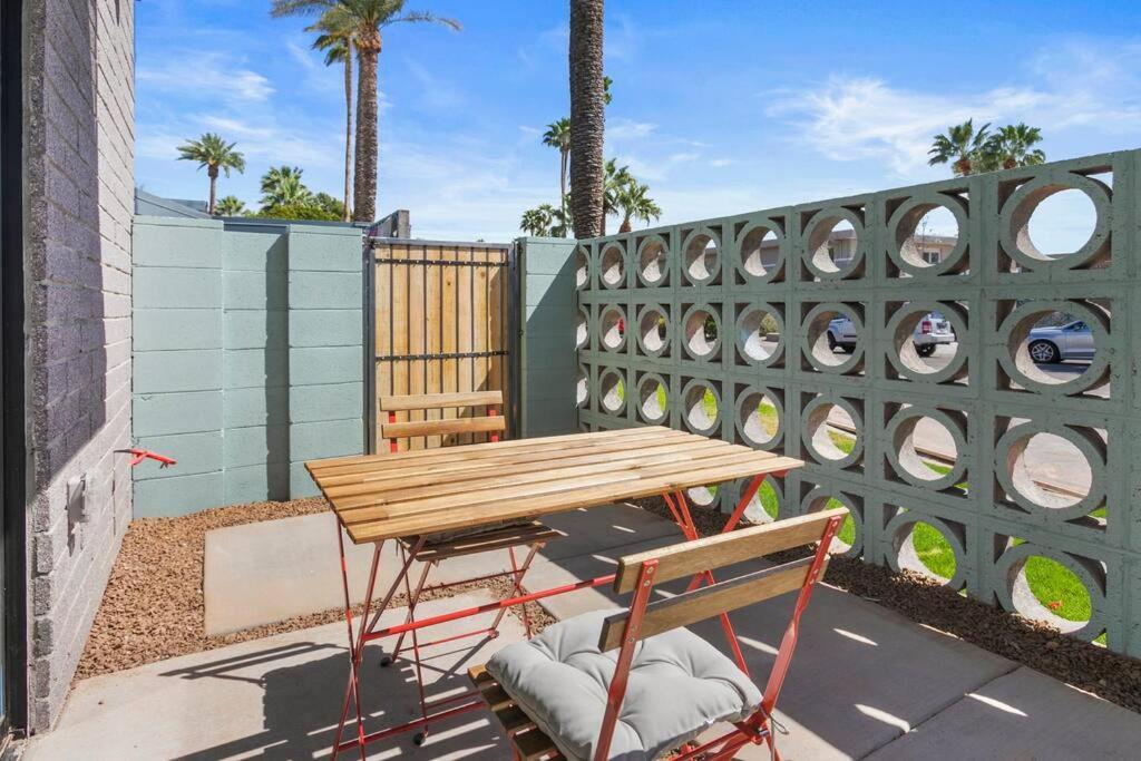 Large Studio Rooftop & Poolside - Walk To Old Town Scottsdale Esterno foto